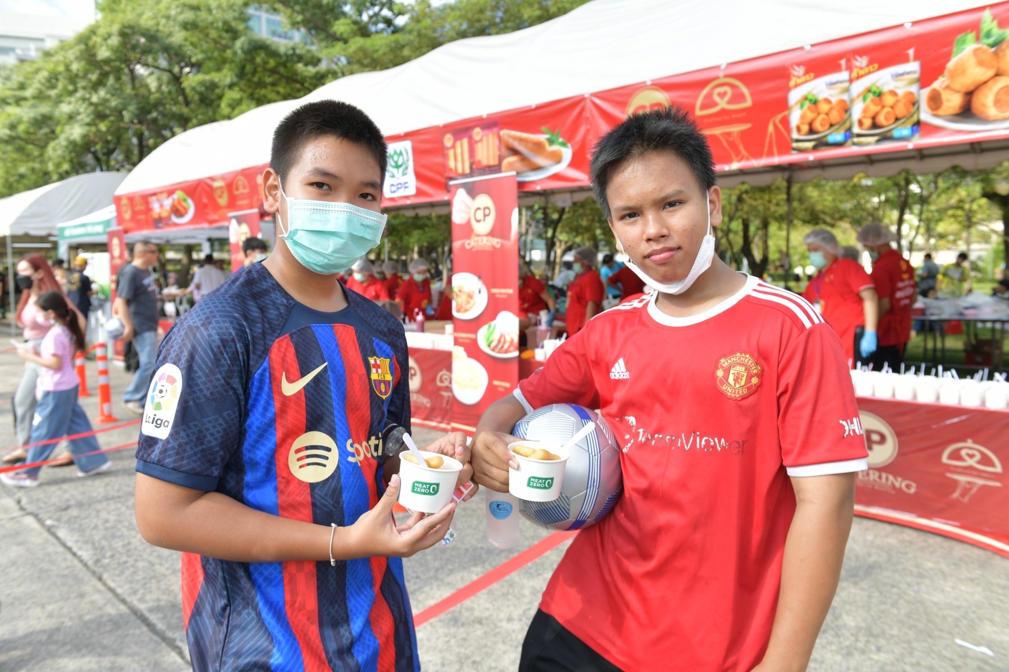 กองทัพบก จับมือ CPF เสิร์ฟอาหารให้น้องๆ อิ่มอร่อย สุขภาพดี ฉลองวันเด็กแห่งชาติ ปี 66 กองทัพบก จับมือ CPF เสิร์ฟอาหารให้น้องๆ อิ่มอร่อย สุขภาพดี ฉลองวันเด็กแห่งชาติ ปี 66