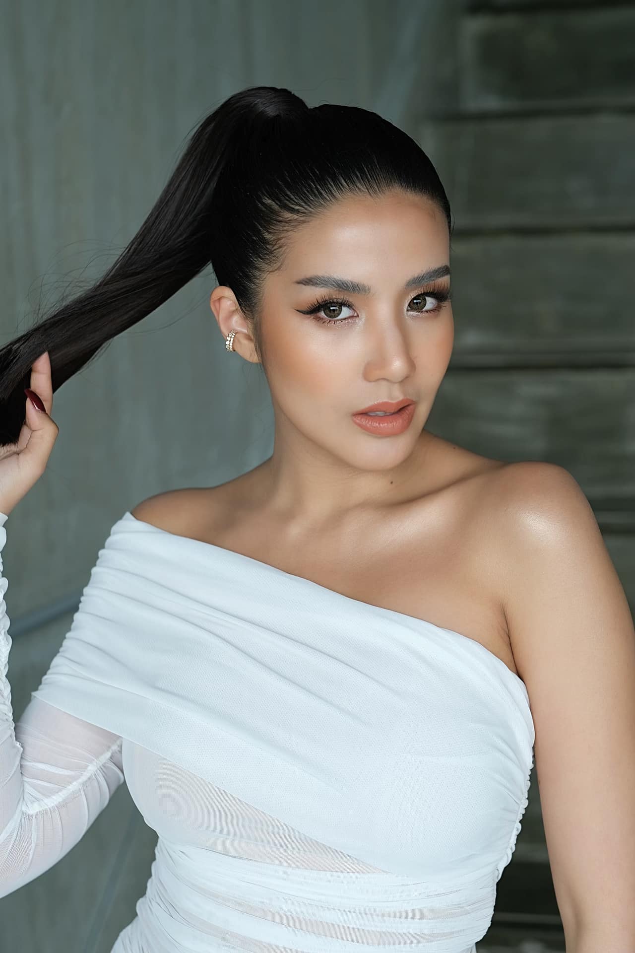 แฟนๆแห่ให้กำลังใจ หลังใบเตย สุธีวัน โพสต์ตัดพ้อผ่านเฟซบุ๊ก แฟนๆแห่ให้กำลังใจ หลังใบเตย สุธีวัน โพสต์ตัดพ้อผ่านเฟซบุ๊ก