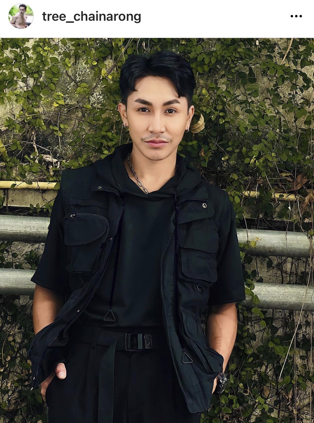 เปิดใจ “ตรี ชัยณรงค์” เข้าสักการะ “แม่ผึ้ง พุ่มพวง” รำลึกครบรอบ 30 ปีที่จากไป