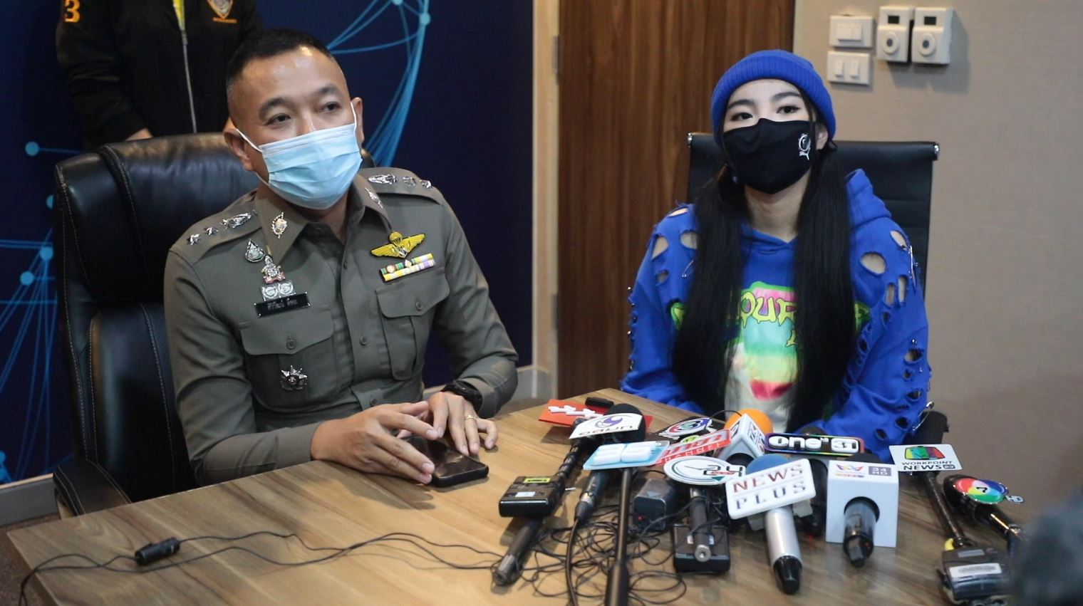 วันเดอร์เฟรม และทนาย เข้าติดตามความคืบหน้าคดีถูกตัดต่อภาพอนาจาร เผยบทลงโทษสาสมแล้ว