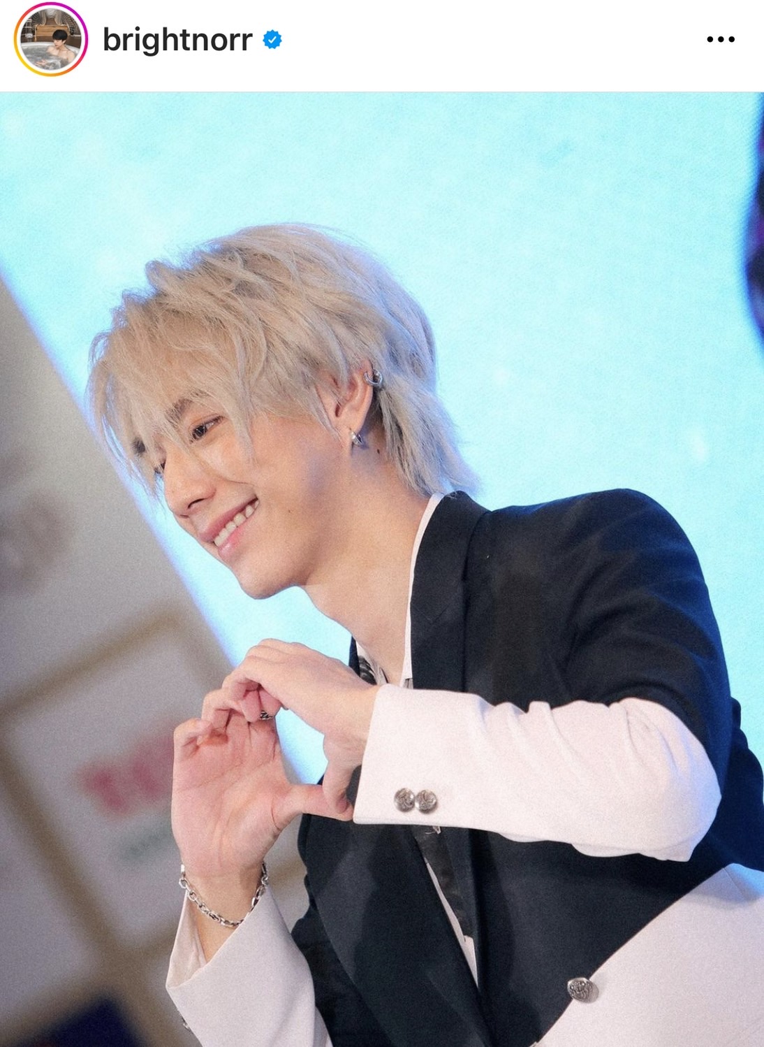 ไบร์ท นรภัทร ขอบคุณแฟนคลับที่ชื่นชอบในผลงาน รับ ส่องคอมเมนต์ตลอด      