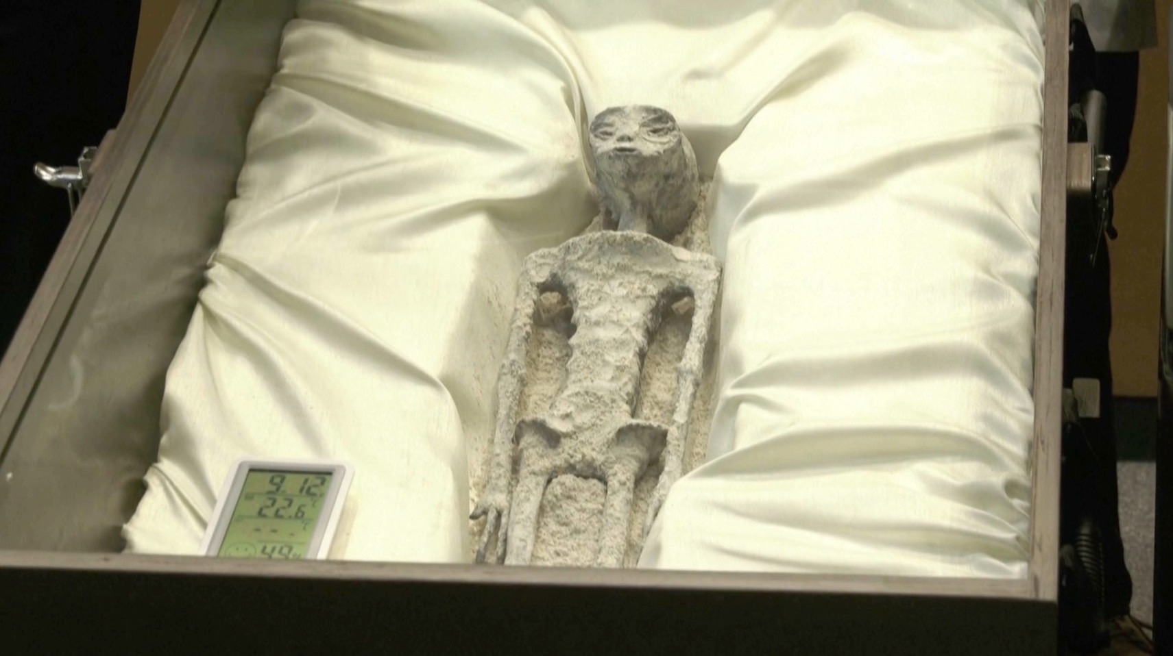 “UFO-มนุษย์ต่างดาว” สิ่งมีชีวิตนอกโลกที่ยังรอการค้นหา “UFO-มนุษย์ต่างดาว” สิ่งมีชีวิตนอกโลกที่ยังรอการค้นหา