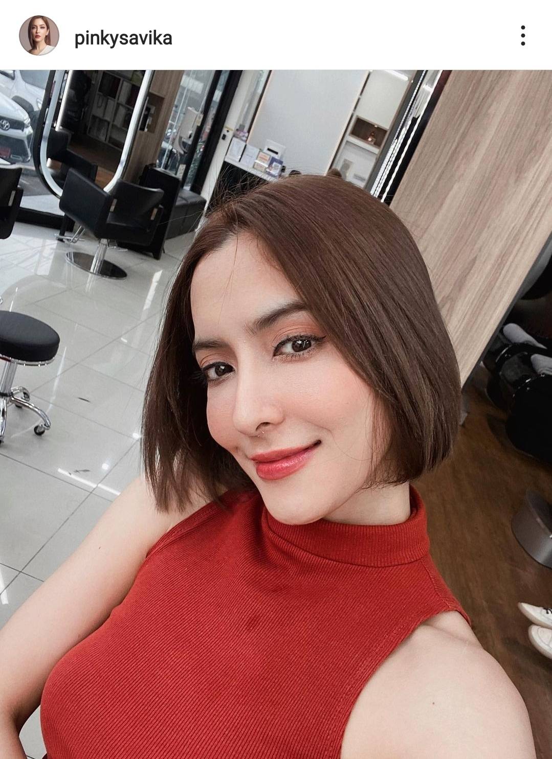 “ตุ้ย ธีรภัทร์” ลงคลิปเล่นกับน้องหมา ชาวเน็ตโฟกัสเสียงผู้หญิงคุ้นๆ คล้าย “พิ้งกี้”
