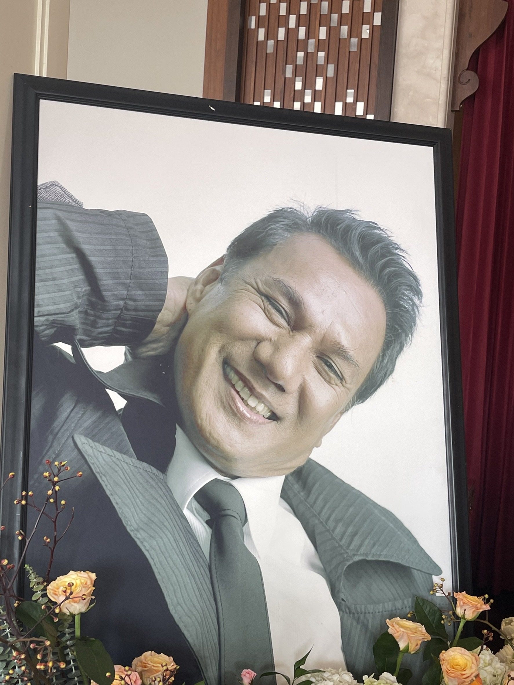 เปิดโพสต์ ดวงเดือน ภรรยา สรพงศ์ ชาตรี ในวันที่สามีไม่อยู่แล้ว