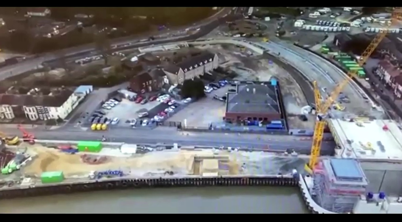 เปิดภาพนาที ระเบิดสมัยสงครามโลกครั้งที่ 2 เกิดตูมสนั่นเขย่าอังกฤษ