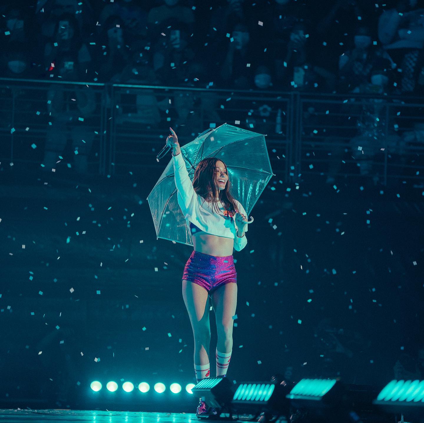 วี วิโอเลต โชว์หน้าสด โอดทำงานหนักแทบไม่มีเวลาพัก ล วี วิโอเลต โชว์หน้าสด โอดทำงานหนักแทบไม่มีเวลาพัก ล