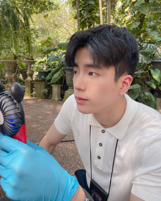 ส่องกิจกรรมวันสงกรานต์ ตามวิถีนิวนอร์มอลของเหล่าคนบันเทิง ส่องกิจกรรมวันสงกรานต์ ตามวิถีนิวนอร์มอลของเหล่าคนบันเทิง