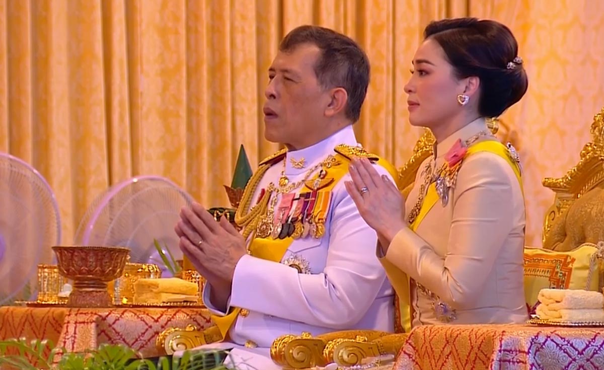 ในหลวง-พระราชินี เสด็จฯทรงเปิดพระบรมราชานุสาวรีย์ รัชกาลที่ 9 ในหลวง-พระราชินี เสด็จฯทรงเปิดพระบรมราชานุสาวรีย์ รัชกาลที่ 9