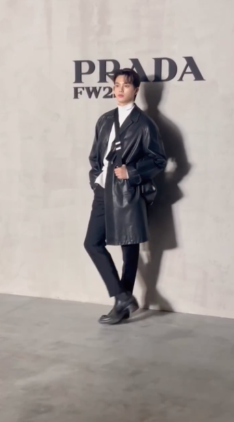 ฝากรักถึงแฟนๆไทย!! ‘ซงคัง’ ยิ้มหวานส่งหัวใจผ่านสื่อ จากงานมิลานแฟชั่นวีค