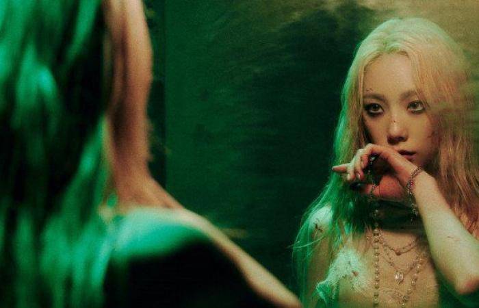 IU ขึ้นแท่นไอดอลที่มีผลงานวิดีโอได้รับชมทาง YouTube สูงสุดในรอบปี 2021 IU ขึ้นแท่นไอดอลที่มีผลงานวิดีโอได้รับชมทาง YouTube สูงสุดในรอบปี 2021