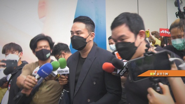 หนุ่ม กรรชัย เคลียร์ชัด สัมภาษณ์คนบนเรือไม่มีการเตี๊ยม (มีคลิป) หนุ่ม กรรชัย เคลียร์ชัด สัมภาษณ์คนบนเรือไม่มีการเตี๊ยม (มีคลิป)