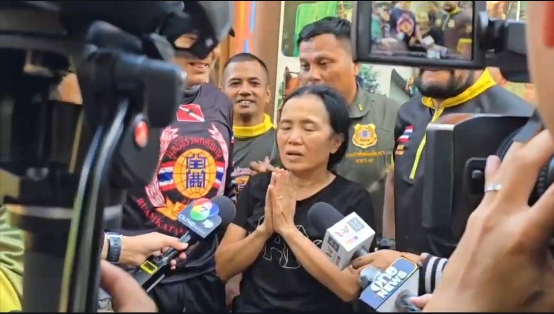 บิณฑ์-เอกพัน นำทีมช่วยช้างแม่แตง มอบเงิน-อาหารกว่า 120 ตัน
