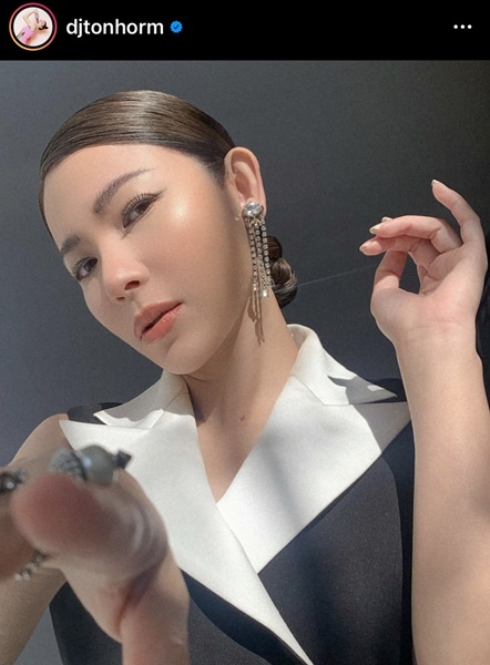 ต้นหอม ตอบชัดสาเหตุใส่ชุดสีดำ ไปงานแต่ง ดีเจดาด้า ต้นหอม ตอบชัดสาเหตุใส่ชุดสีดำ ไปงานแต่ง ดีเจดาด้า