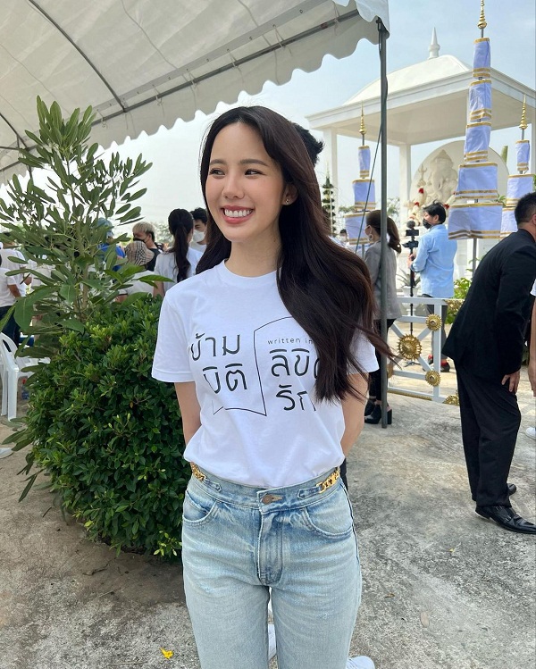 เจนิส เผย อยู่วงการมา 4 ปี เตรียมพลิกบทบาทรับบทนางเอก (มีคลิป) 