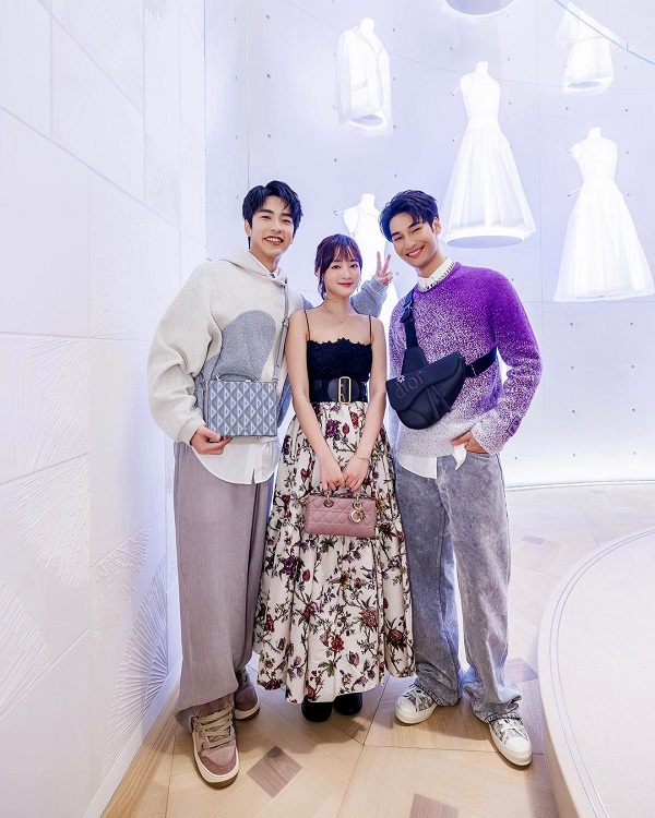 “อาโป ณัฐวิญญ์” คิวฮอตเว่อร์ลัดฟ้าเยือนไต้หวัน (มีคลิป)                                     