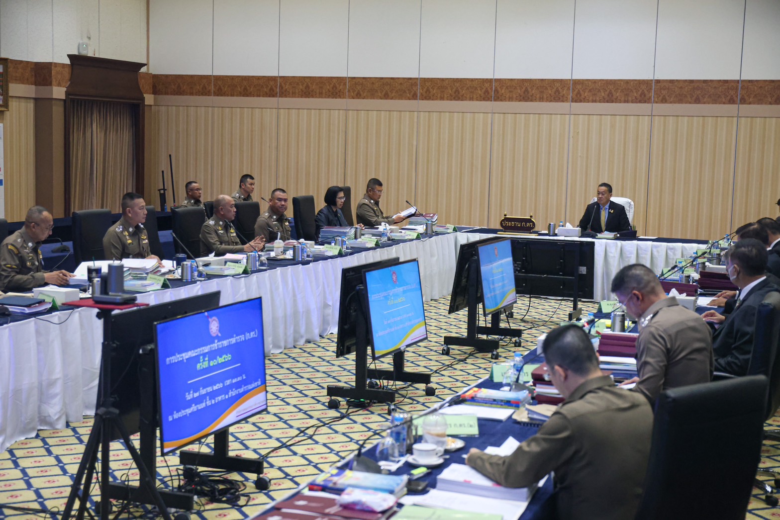 เปิดรายละเอียดมติประชุม ก.ตร. ตั้ง พล.ต.อ.ต่อศักดิ์ สุขวิมล ผบ.ตร.คนที่ 14 เปิดรายละเอียดมติประชุม ก.ตร. ตั้ง พล.ต.อ.ต่อศักดิ์ สุขวิมล ผบ.ตร.คนที่ 14