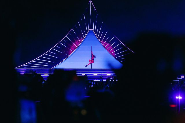 แสนล้านวิว!! 'ลิซ่า’ ทุบสถิติ TikTok ครองเทรนด์โลกต่อเนื่องหลังโชว์เด็ดที่ Coachella แสนล้านวิว!! 'ลิซ่า’ ทุบสถิติ TikTok ครองเทรนด์โลกต่อเนื่องหลังโชว์เด็ดที่ Coachella