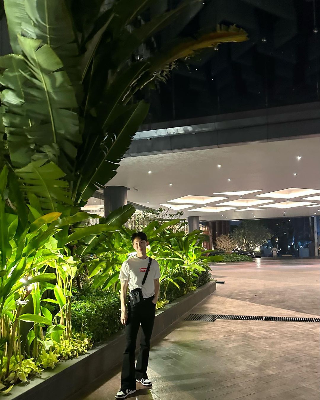 ร้องชัดเป๊ะ!! 'โจควอน' คัฟเวอร์ 'ทรงอย่างแบด' เต้นโพลแดนซ์ นั่งตุ๊กๆ ตะลอนกรุงเทพ ร้องชัดเป๊ะ!! 'โจควอน' คัฟเวอร์ 'ทรงอย่างแบด' เต้นโพลแดนซ์ นั่งตุ๊กๆ ตะลอนกรุงเทพ