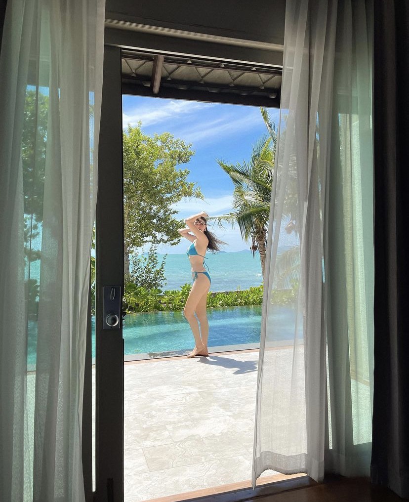 เห็นแล้วใจละลาย กวาง เดอะเฟซ กับบิกินี่สีฟ้าสุดแซ่บ เห็นแล้วใจละลาย กวาง เดอะเฟซ กับบิกินี่สีฟ้าสุดแซ่บ