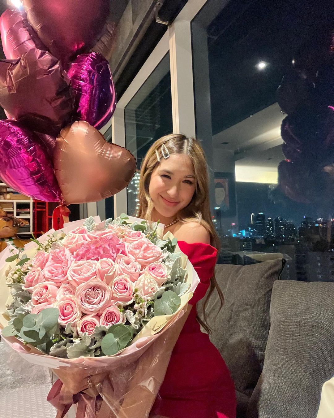 มิย่า แฮปปี้รัก อชิ อยู่ในสายตาผู้ใหญ่ แจงสตอรี่กอดกันแค่เล่นๆ