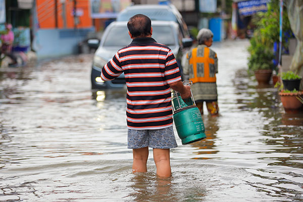 ฝนตก-น้ำท่วมต้องระวัง! 6โรคผิวหนังที่ไม่ควรมองข้าม หากมีอาการผิดปกติควรรีบพบแพทย์