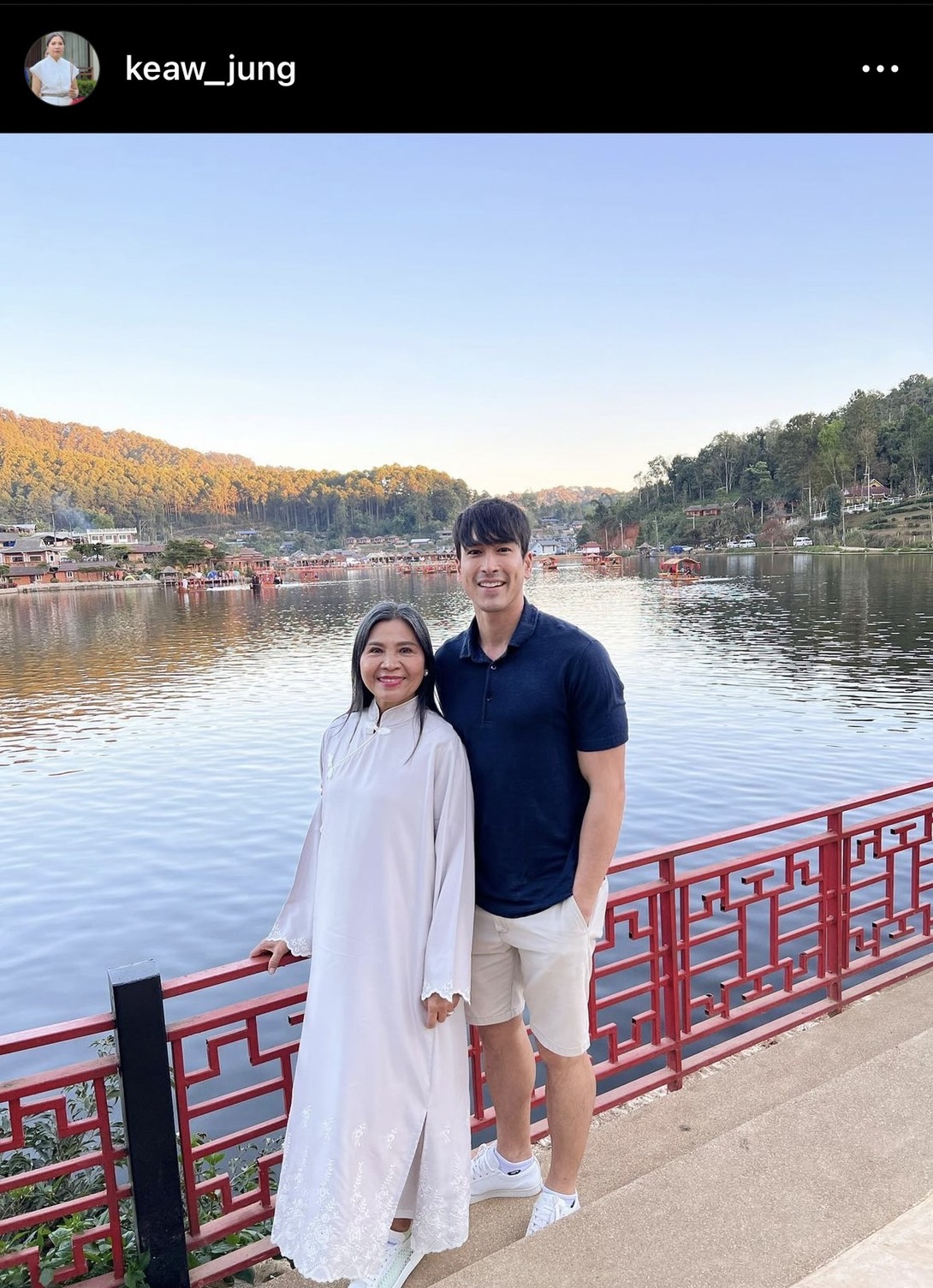 แม่แก้ว โพสต์ถึง ณเดชณ์ หลังขับรถคันเก่าติดไฟแดงแบบนี้? แม่แก้ว โพสต์ถึง ณเดชณ์ หลังขับรถคันเก่าติดไฟแดงแบบนี้?