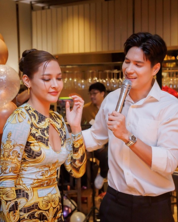 หวานไม่ไหว “ปุ๊กลุก” อัดคลิปถาม “ไมค์ ภัทรเดช” เป็นแฟนกันไหม (มีคลิป)