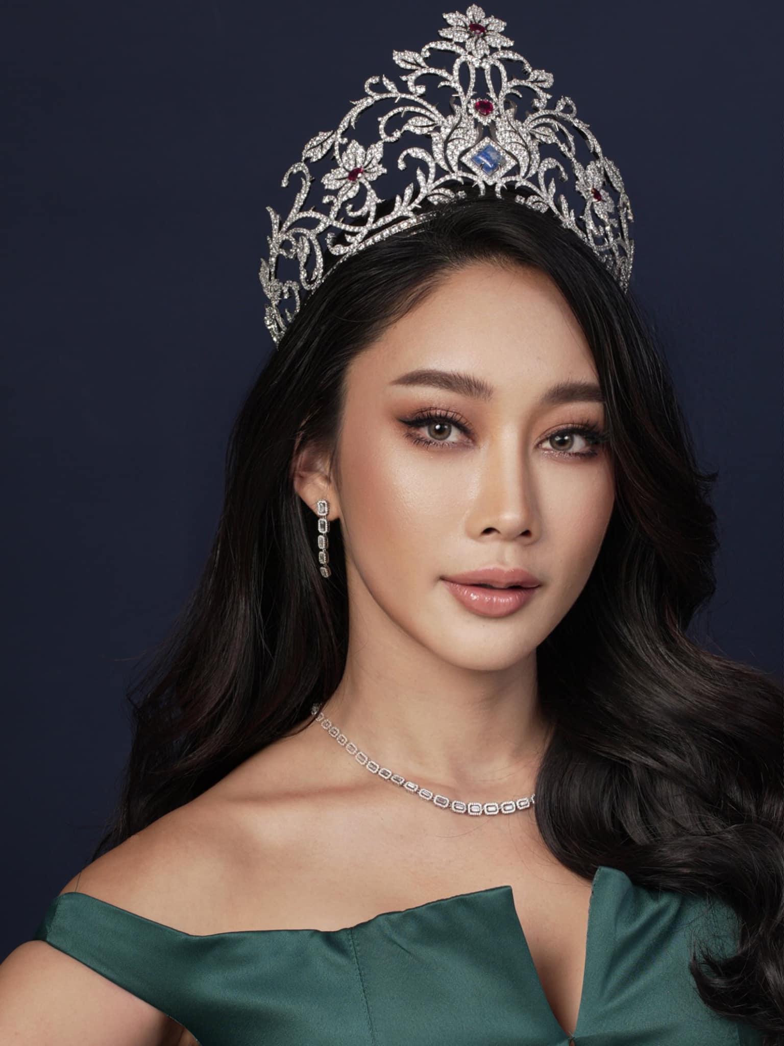 ศัลยกรรมสยอง! น้ำเพชร ฏีญาร์ภา หนังศรีษะเปิด หลังขึ้นเขียงทำสวย