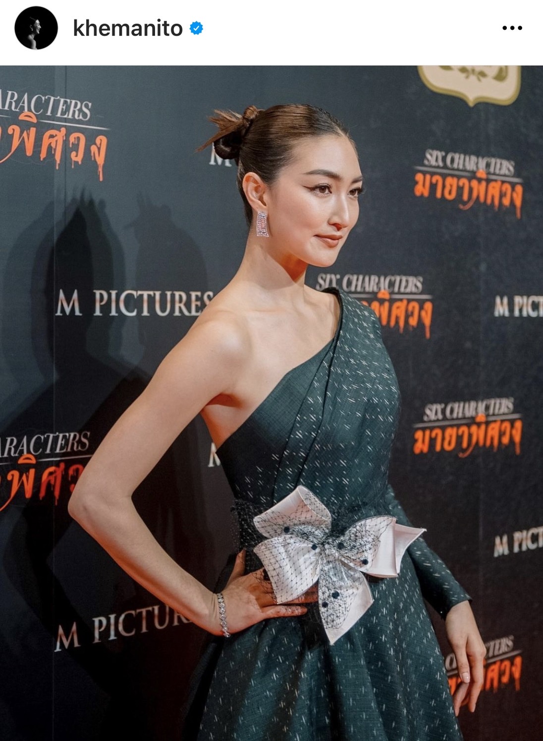 แพนเค้ก เผยภาพสเก็ตซ์ ที่ หม่อมน้อย รังสรรค์เสื้อผ้า หน้าผม กับบทบาท อมรา