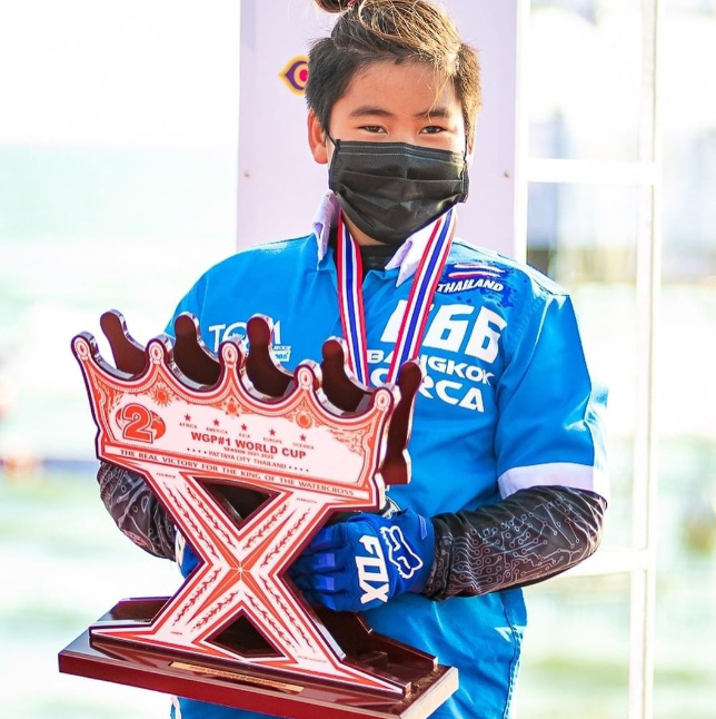 เด็กเก่งของไทย “ออก้า นครา” ขอบคุณกำลังใจหลังคว้าแชมป์โลก (มีคลิป) เด็กเก่งของไทย “ออก้า นครา” ขอบคุณกำลังใจหลังคว้าแชมป์โลก (มีคลิป)