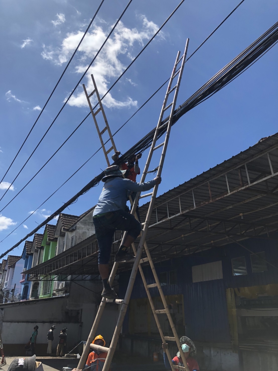 ชัยวุฒิ สั่ง NT เอ็กซเรย์สายสื่อสารทั่วประเทศหวั่นเป็นปัญหาซ้ำซาก