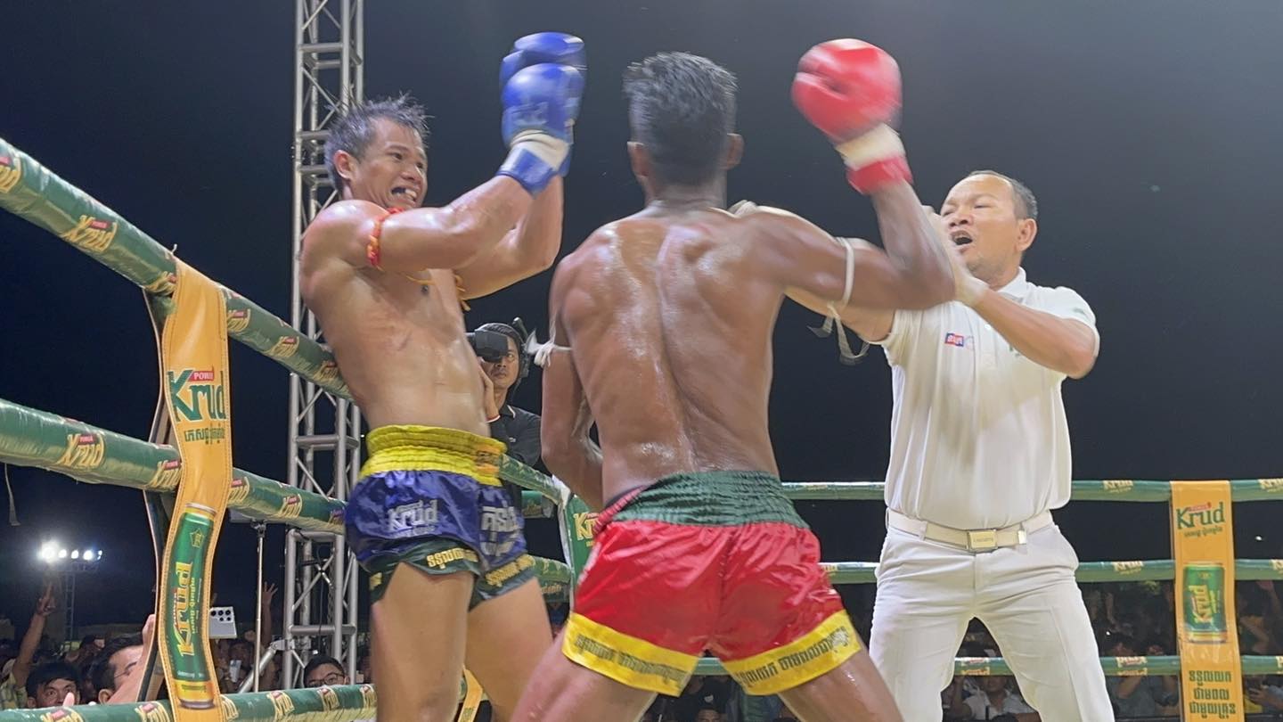 ทุ่ม 10 ล้าน ดึง “บัวขาว” ต่อย “รุกิยะ อันโป - ด้าน กุนขแมร์ แพ้น็อค แซมมี่ บัญชาเมฆ”