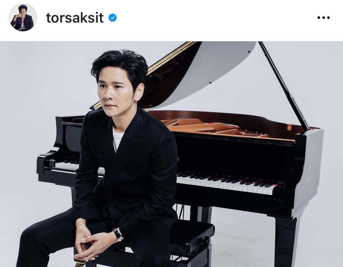 ไร้เงา! บอล กัมมัญญ์ ด้าน โต๋ ศักดิ์สิทธิ์ ส่งทนายขอเลื่อนตั้งแต่วานนี้ หลังดีเอสไอออกหมายเรียกให้การในฐานะพยาน Forex-3D ไร้เงา! บอล กัมมัญญ์ ด้าน โต๋ ศักดิ์สิทธิ์ ส่งทนายขอเลื่อนตั้งแต่วานนี้ หลังดีเอสไอออกหมายเรียกให้การในฐานะพยาน Forex-3D