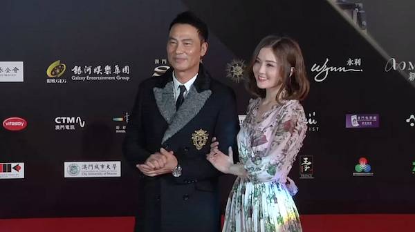 สมถะ-ถ่อมตัว!! แฟนหนังชื่นชม “เยิ่นต๊ะหัว” สุดเป็นกันเอง สมถะ-ถ่อมตัว!! แฟนหนังชื่นชม “เยิ่นต๊ะหัว” สุดเป็นกันเอง