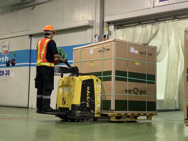 วัคซีนโมเดอร์นา ล็อต2 ถึงไทยแล้ว 1.3 ล้านโดส วัคซีนโมเดอร์นา ล็อต2 ถึงไทยแล้ว 1.3 ล้านโดส