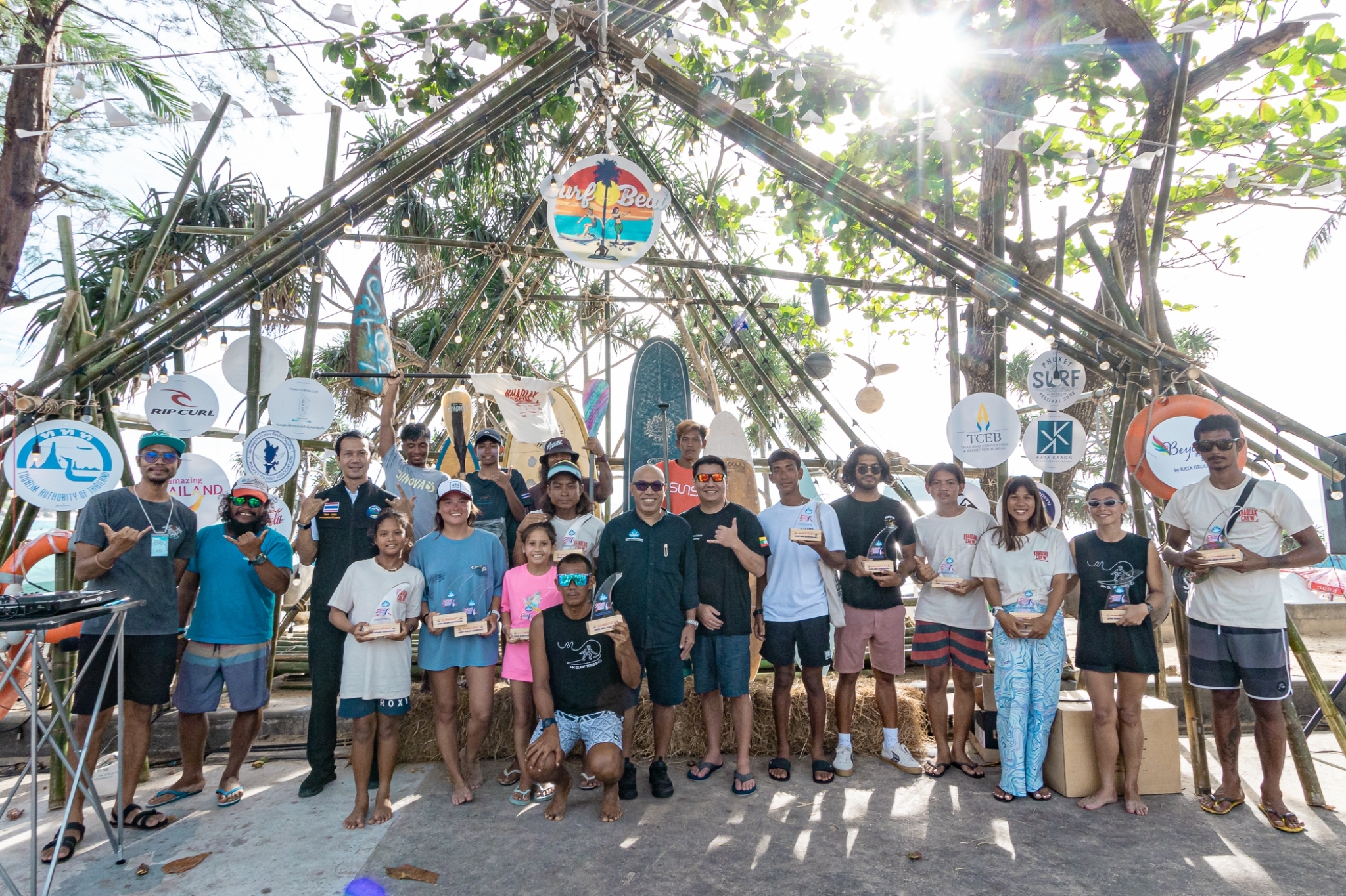 'นายกโต้คลื่นเมียนมา' ทึ่งผลงานเซิร์ฟชาวไทยหลังปิดฉากศึกชิงแชมป์ประเทศไทย 2565 'นายกโต้คลื่นเมียนมา' ทึ่งผลงานเซิร์ฟชาวไทยหลังปิดฉากศึกชิงแชมป์ประเทศไทย 2565