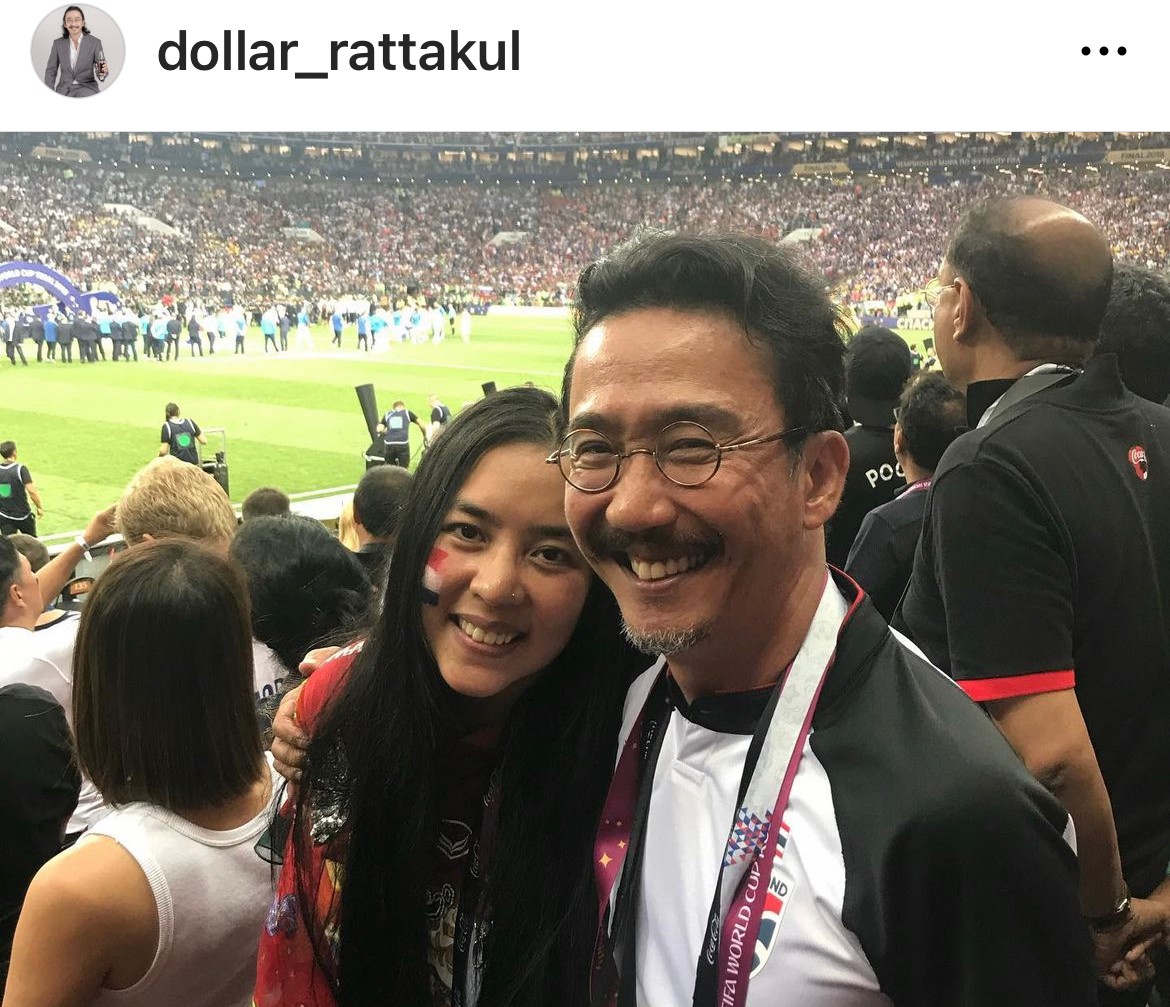 คุณหญิงแมงมุม มานอนเป็นเพื่อนดูแลสามี วันนี้ต้องแอดมิท คุณหญิงแมงมุม มานอนเป็นเพื่อนดูแลสามี วันนี้ต้องแอดมิท