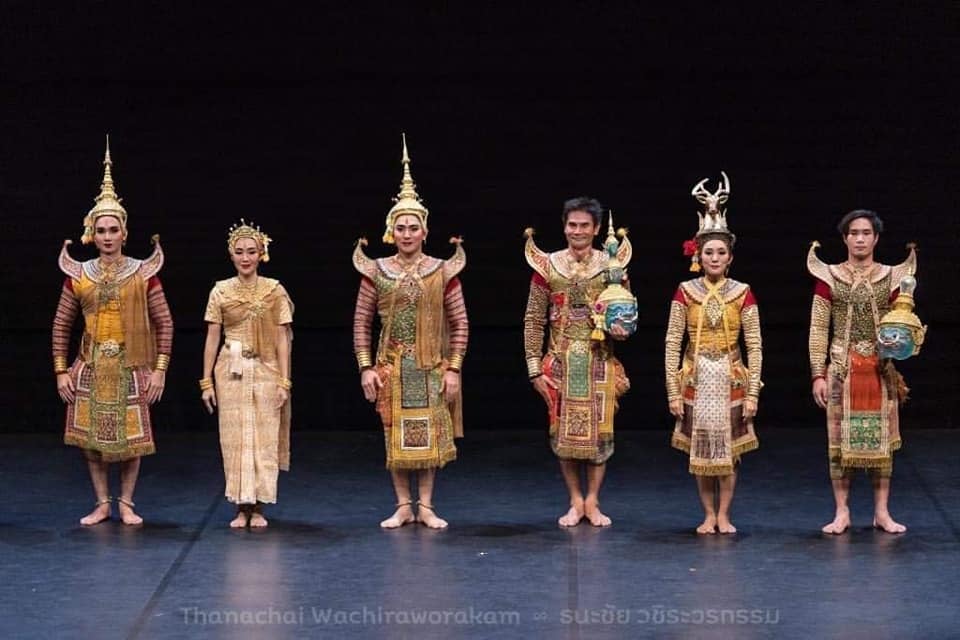 ต๊าซมาก! ม.บูรพา ดังไกล แสดงโขนไทย ประกาศศักดากลางกรุงปารีส ฝรั่งเศส ต๊าซมาก! ม.บูรพา ดังไกล แสดงโขนไทย ประกาศศักดากลางกรุงปารีส ฝรั่งเศส