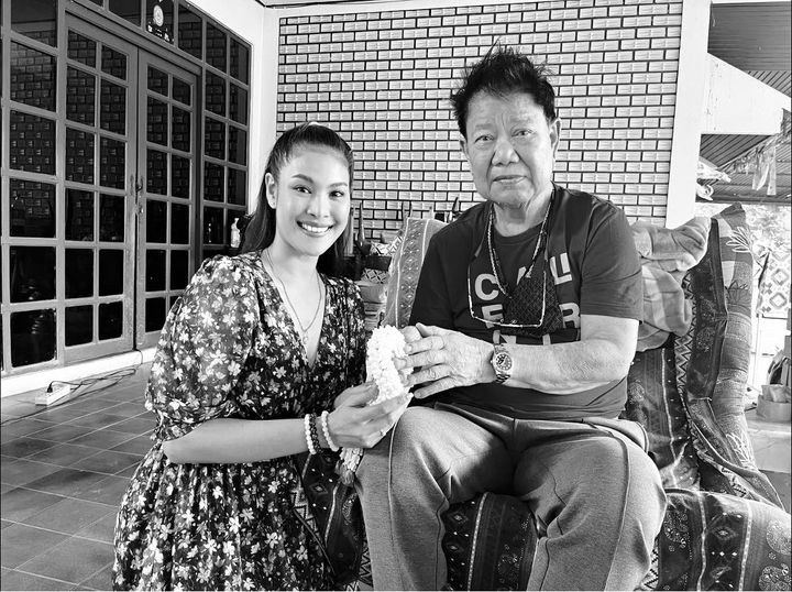 บรรยากาศพิธีรดน้ำศพ “ครูชลธี ธารทอง” ณ วัดไร่ขิง (มีคลิป) บรรยากาศพิธีรดน้ำศพ “ครูชลธี ธารทอง” ณ วัดไร่ขิง (มีคลิป)