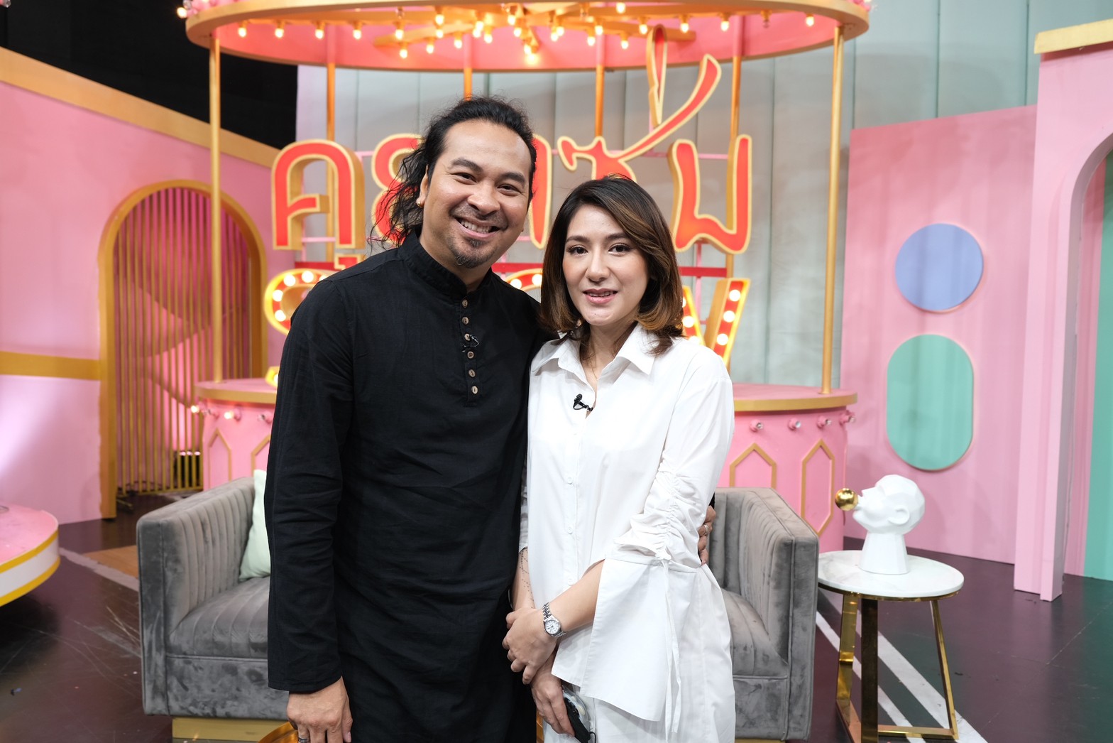 เป้ ไฮร็อก เปิดตัวภรรยาครั้งแรก อายุห่างกัน 21 ปี พร้อมเผยข่าวดี ท้อง 5 เดือนแล้ว