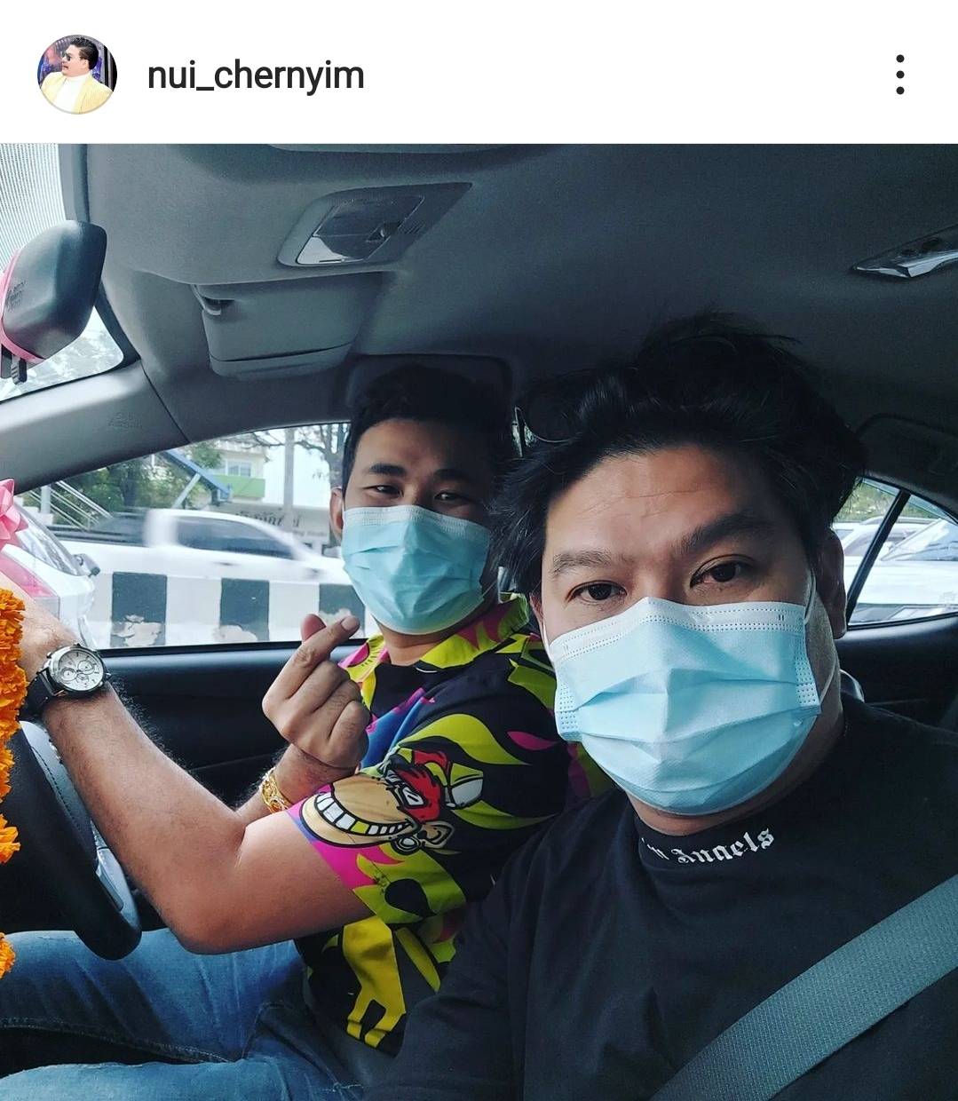 นุ้ย เชิญยิ้ม โล่หาหมอด่วน เหตุหมอนรองกระดูกคออักเสบ 