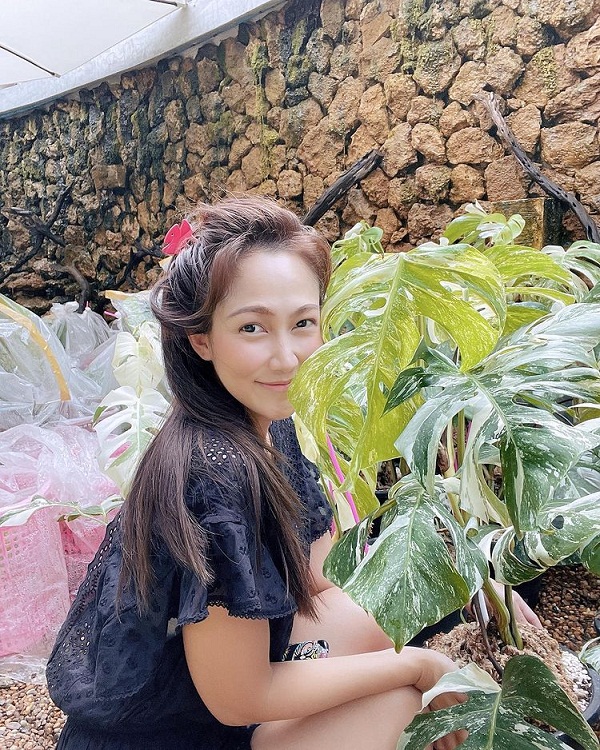 นาวิน ต้าร์ จับมือภรรยา ไฮโซน้ำหวาน ทำธุรกิจใหม่ (มีคลิป) นาวิน ต้าร์ จับมือภรรยา ไฮโซน้ำหวาน ทำธุรกิจใหม่ (มีคลิป)