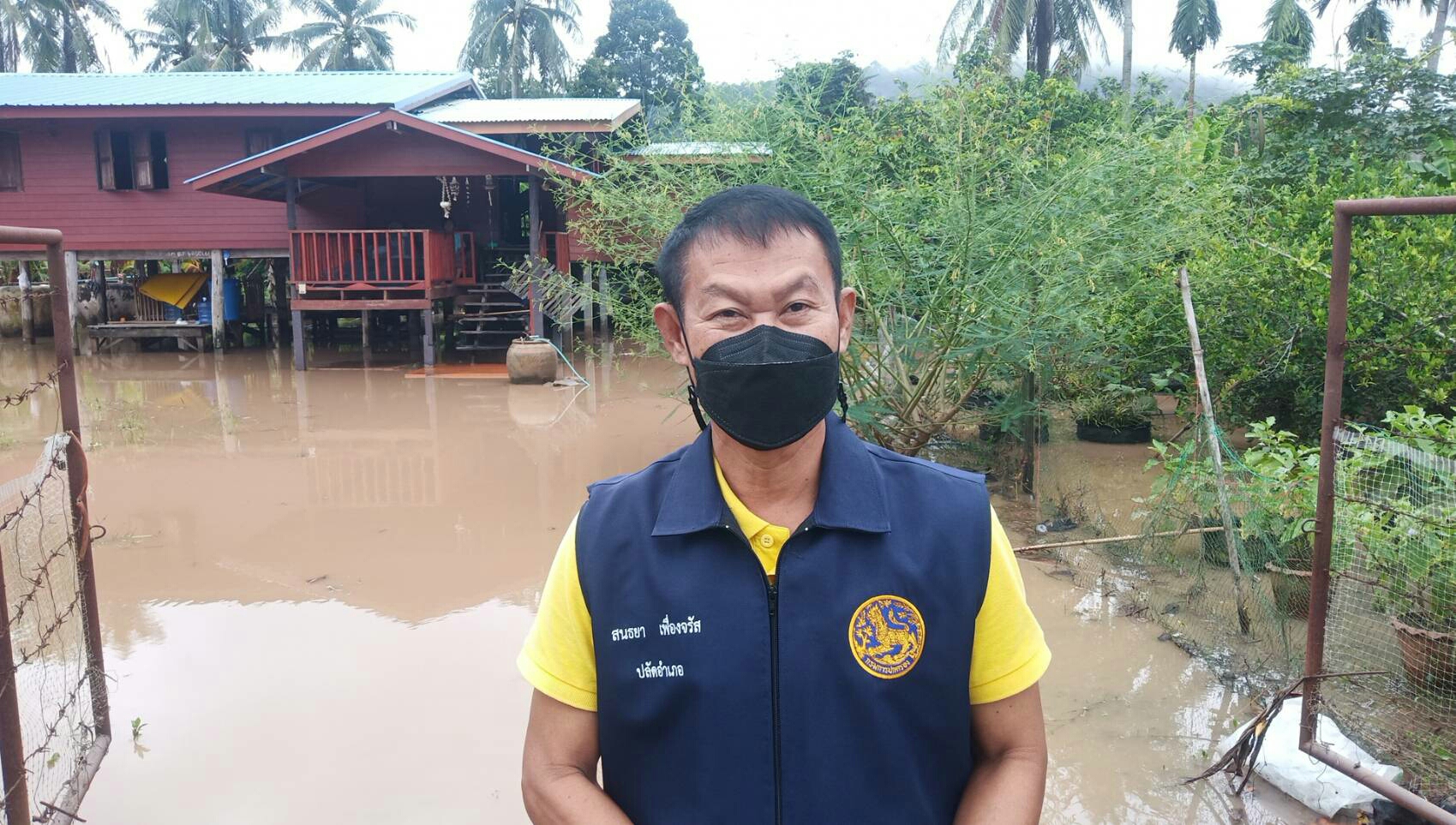 ฝนถล่มปราจีน น้ำป่าเขาใหญ่-ทับลาน หลากท่วมหมู่บ้านตีนเขา