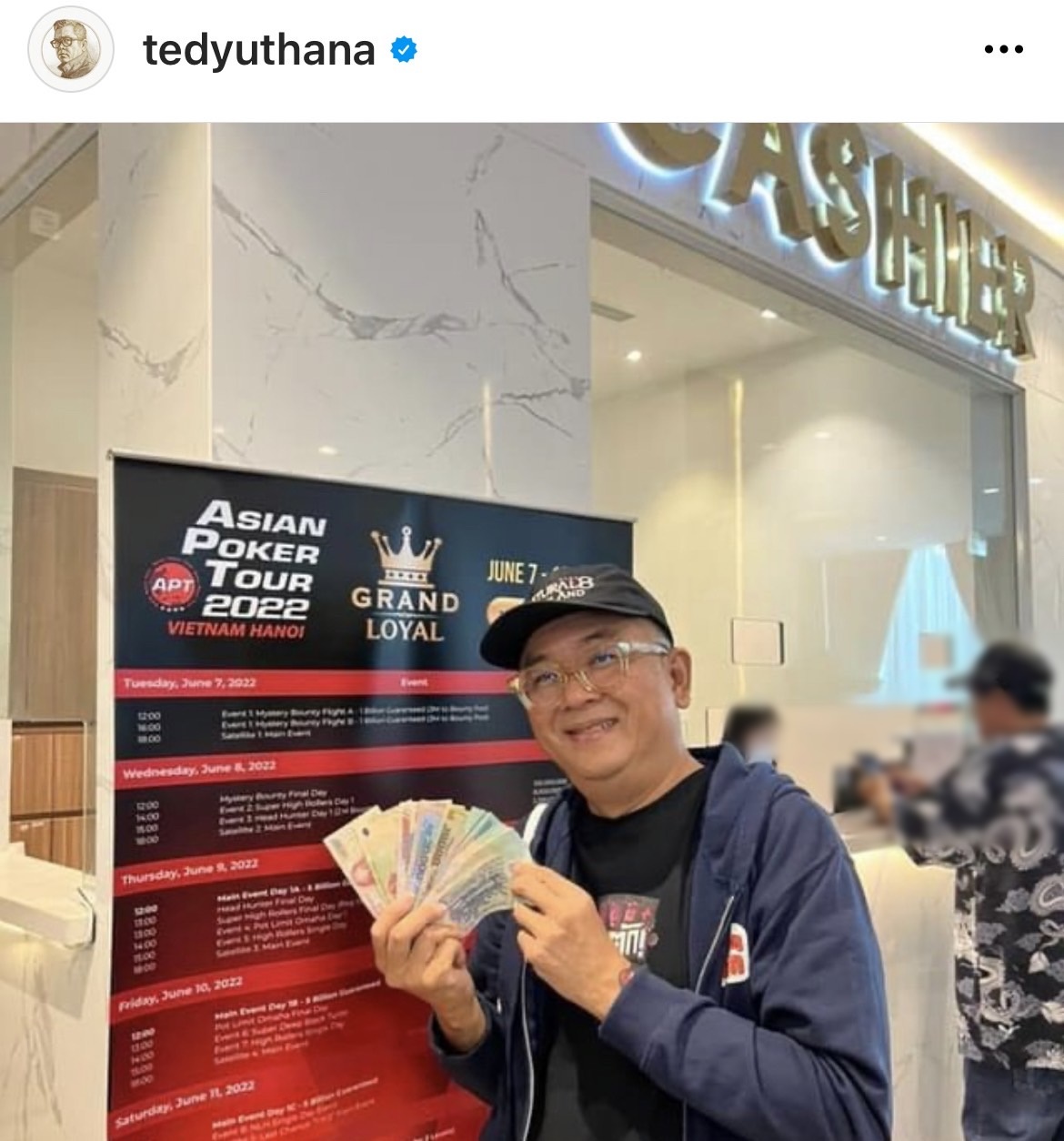 ป๋าเต็ด ยุทธนา  ลงแข่งขันโป๊กเกอร์   ได้เงินรางวัล 56 ล้าน!! 