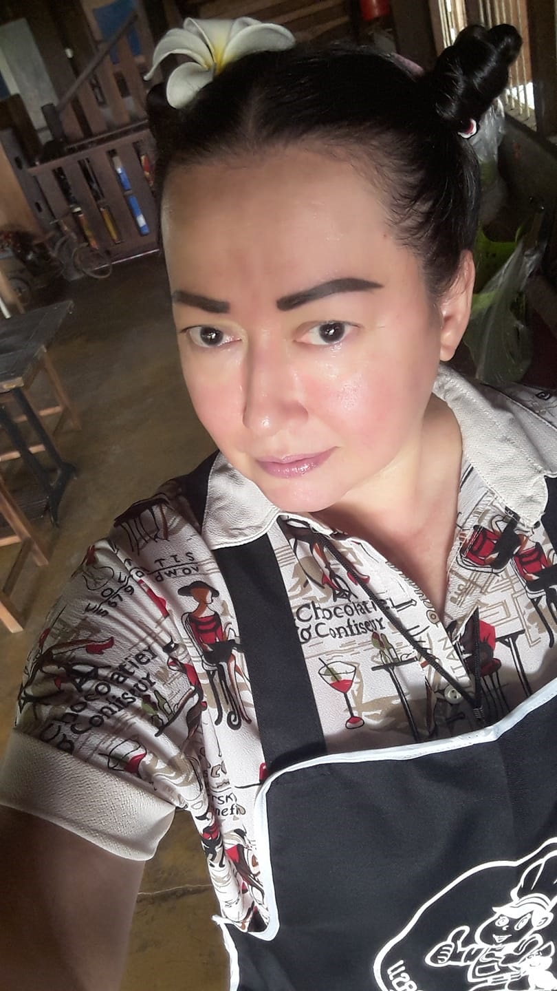 แหม่ม อลิษา สุดช็อก! ถูกไล่ที่ร้านอาหาร ให้ย้ายออกภายในสิ้น ก.ย นี้ แหม่ม อลิษา สุดช็อก! ถูกไล่ที่ร้านอาหาร ให้ย้ายออกภายในสิ้น ก.ย นี้