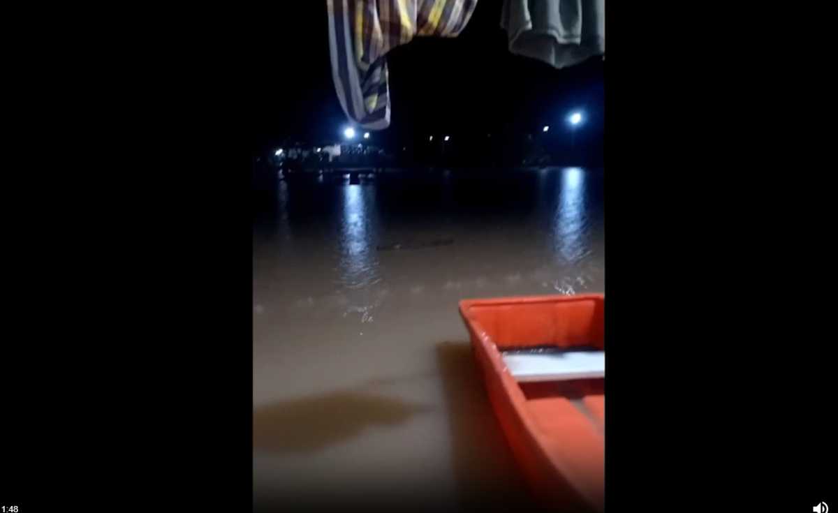ฝนถล่มน้ำขังโรงเรียน  บ้านเรือนชาวกระบี่