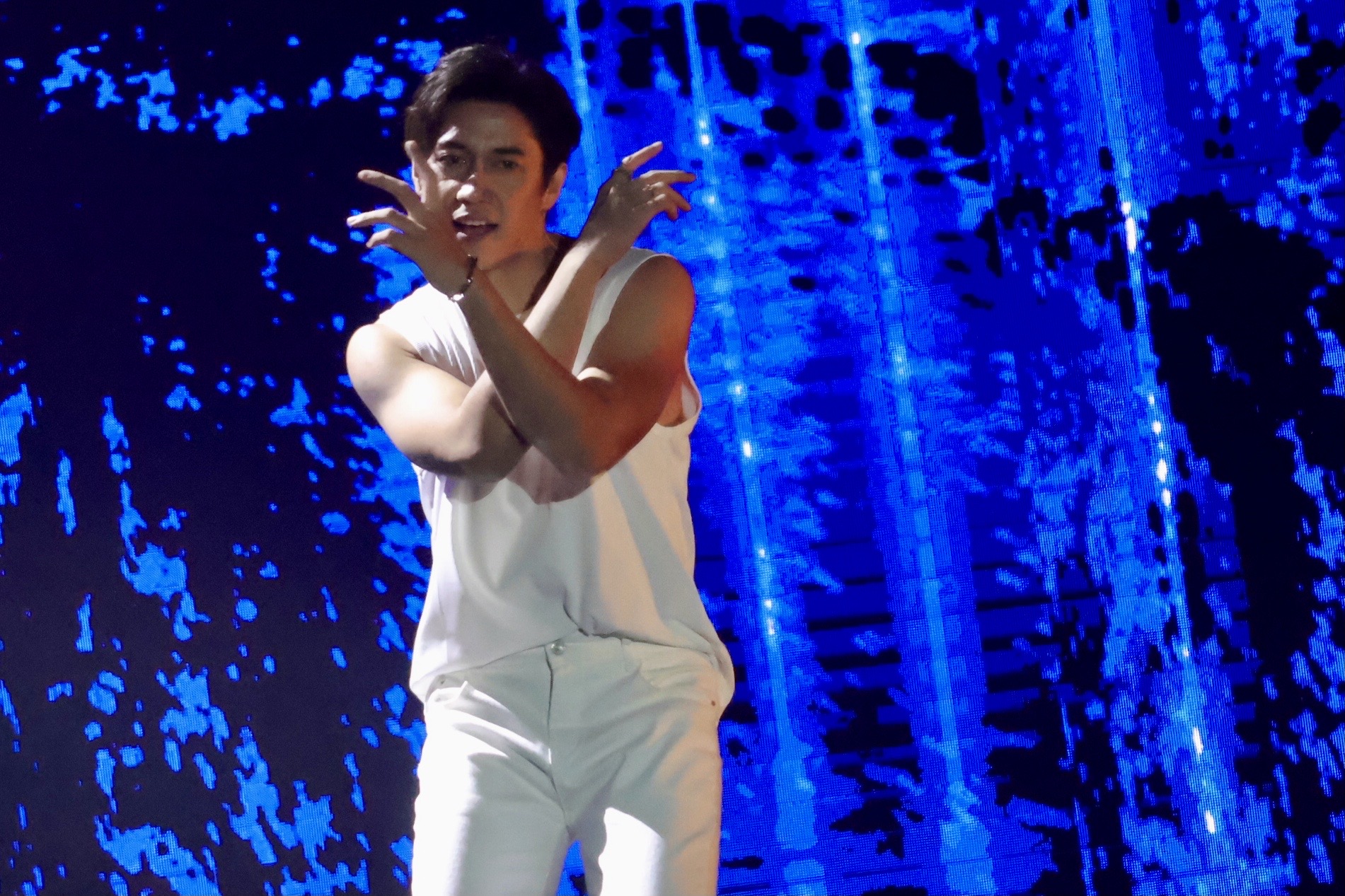 แฟนๆ กรี๊ดสนั่น ฟิล์ม ธนภัทร โผล่เซอร์ไพรส์ แจม รชตะ กลางเวทีแฟนมีตติ้ง
