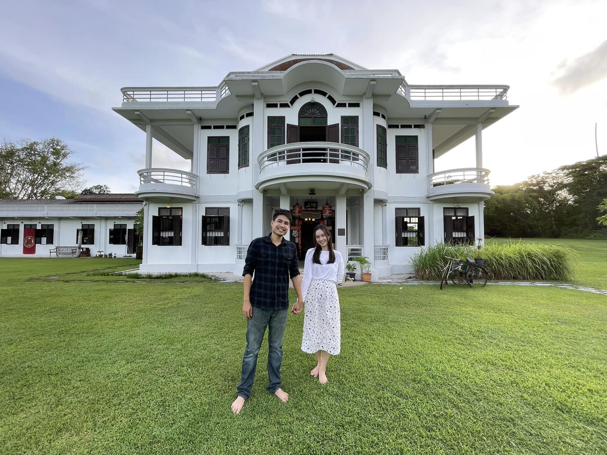 ปอย ตรีชฎา กับแฟนหนุ่ม เตรียมเข้าพิธีวิวาห์แบบบาบ๋าของชาวภูเก็ต! ปอย ตรีชฎา กับแฟนหนุ่ม เตรียมเข้าพิธีวิวาห์แบบบาบ๋าของชาวภูเก็ต!