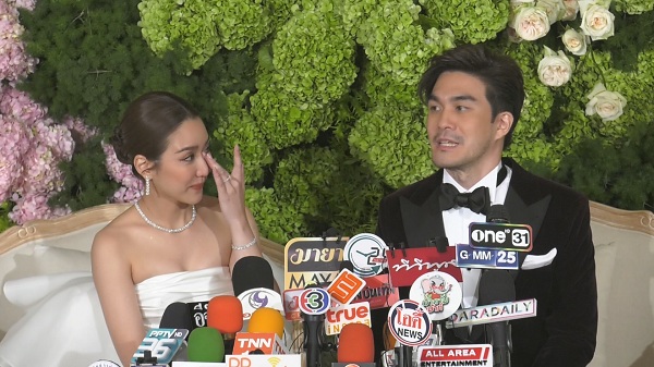 วิวาห์หวานจั๊กจั่น-เค วัฒนา ควงคู่เข้าพิธีมงคลสมรส   (มีคลิป) 