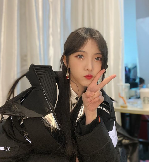 เนเน่ #Nene_isReady ขึ้นเทรนด์ เตรียมเป็นเมนเทอร์ใน CHUANG 2021 (มีคลิป) เนเน่ #Nene_isReady ขึ้นเทรนด์ เตรียมเป็นเมนเทอร์ใน CHUANG 2021 (มีคลิป)